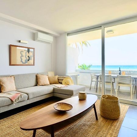 Charming 2 Bedroom Retreat With Beachfront Views San Bartolomé 外观 照片
