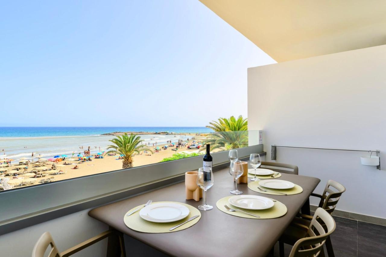 Charming 2 Bedroom Retreat With Beachfront Views San Bartolomé 外观 照片